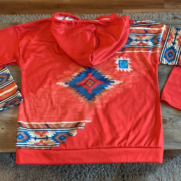 Aztec Design Women’s Hoodie - Picture 7 of 8
